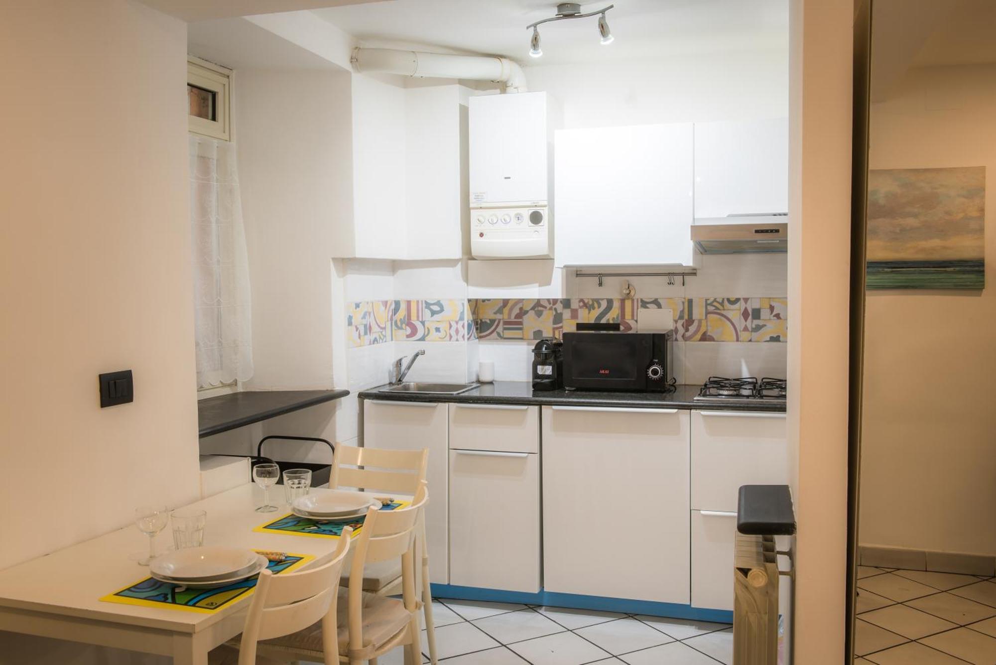 Free Parking - Appartamento In Centro Storico A Genova Ngoại thất bức ảnh